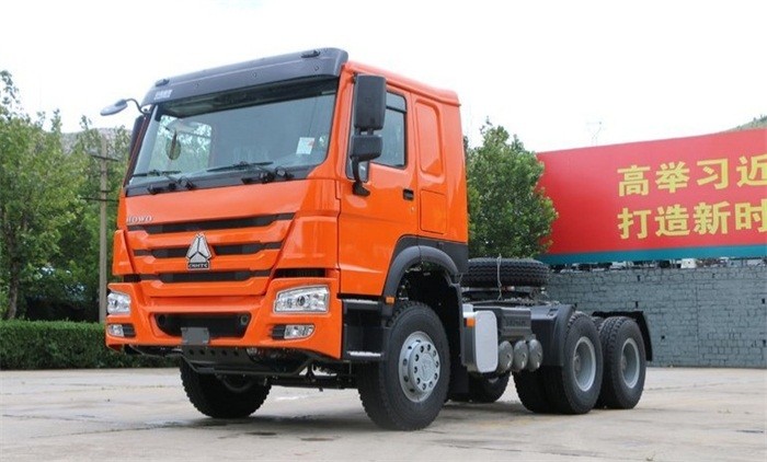 ZZ4257N3241 SINOTRUK HOWO Container 6x4 Semi Trailer Towing Truck