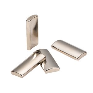 China Customized Magnetic Neodymium Arc Magnets N45 Neodymium Magnets on sale