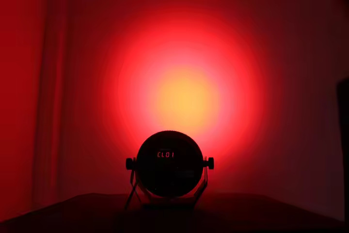 IP65 Super Quiet 12pcs 18W RGBW Spotlight Outdoor 6-In-1 UV Waterproof 12*18W RGBWA+UV LED Par Light