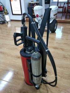 China 9L Water Mist Fire Extinguisher Fire Fighting Equipment QXWB9 24 L/Min Flow Rate on sale