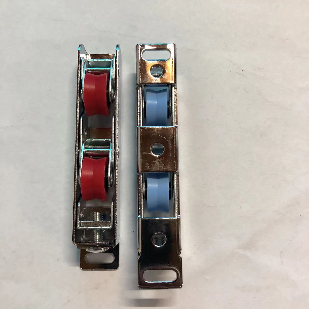 ISO9001 Approved V-shaped Aluminum Alloy Sliding Door and Window Roller with 19.5MM Height