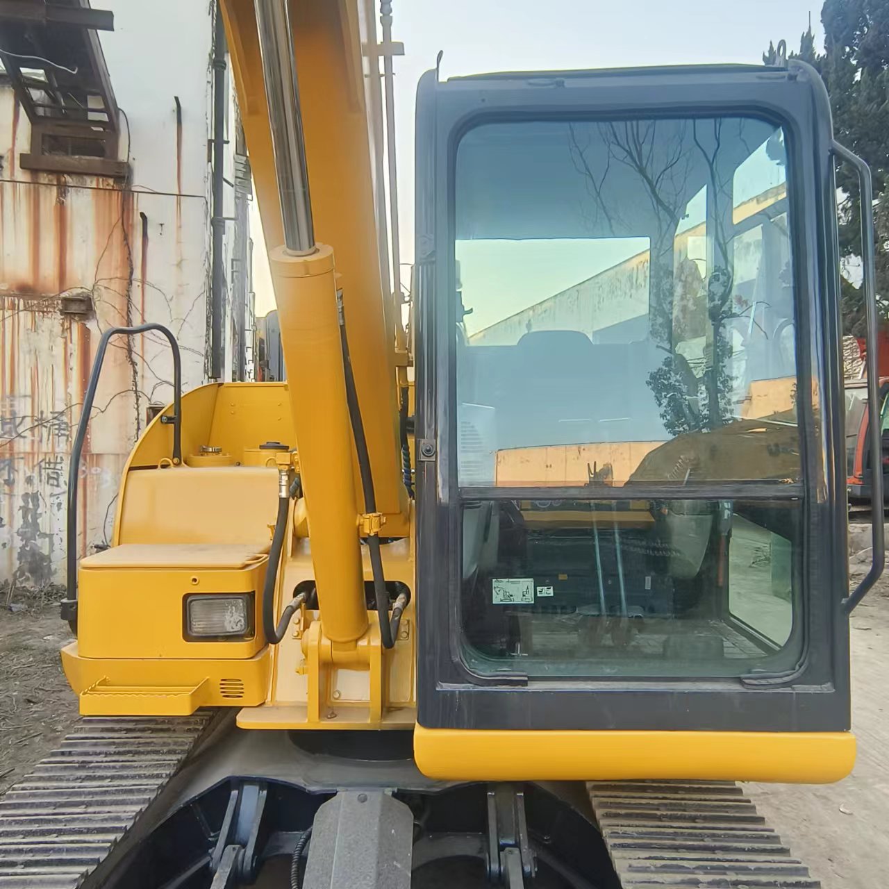 Used Komatsu PC 70 Excavator from Japan 6500kg Operating Weight 0-2000 Working Hours
