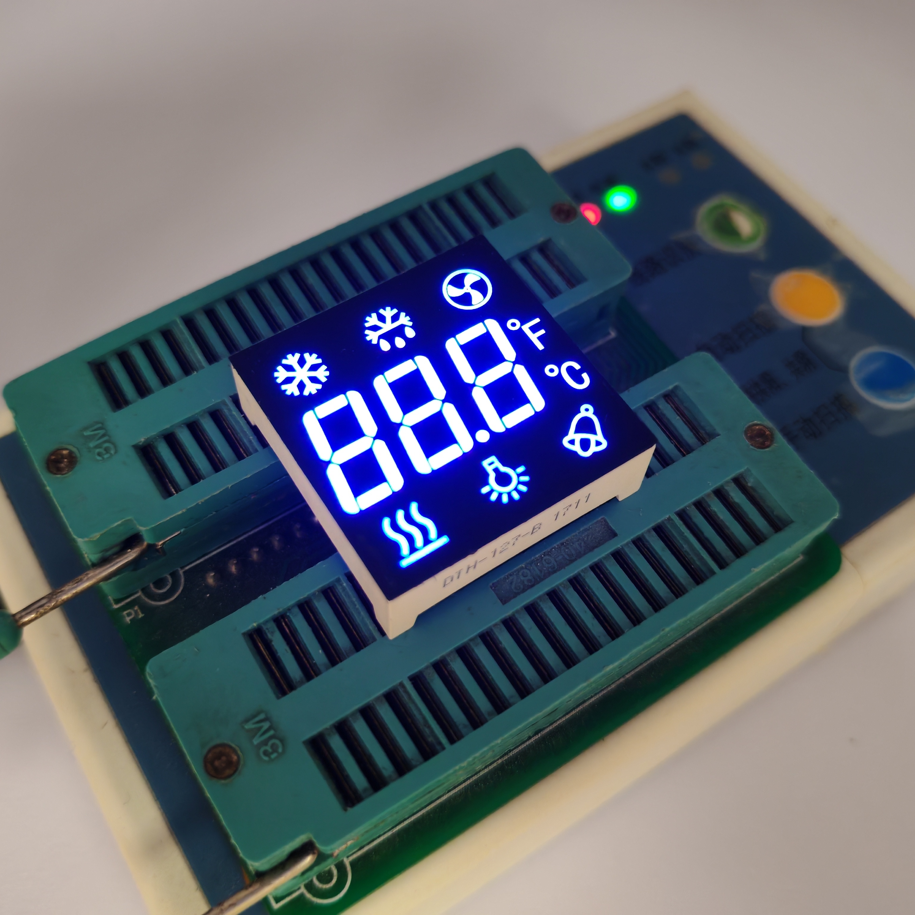  Customized blue 3-digit 7-segment refrigerator controller Manufactures