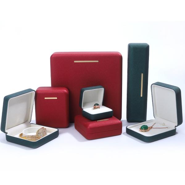 Customized Red PU Leather Velvet Jewelry Box for Bracelet Earring and Pendant