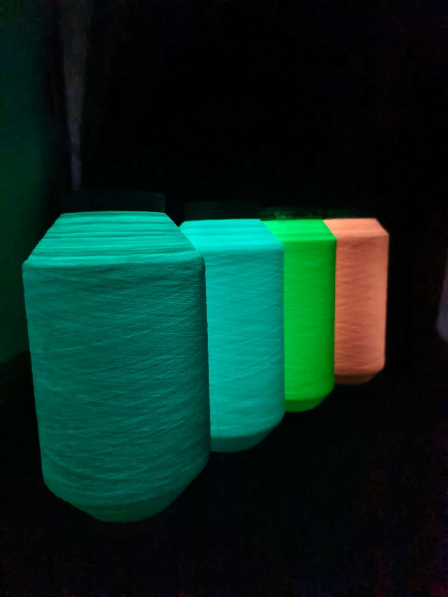 Custom Embroidery Light Reflective Thread Knitting Yarn For T-Shirt Logo Clothing Purple