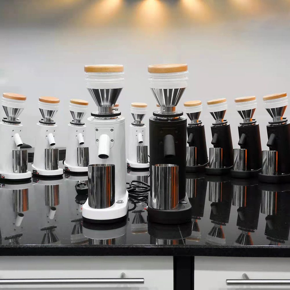 40mm Conical Burr Coffee Bean Grinder with 180W Power and Titanium Alloy Burr Material