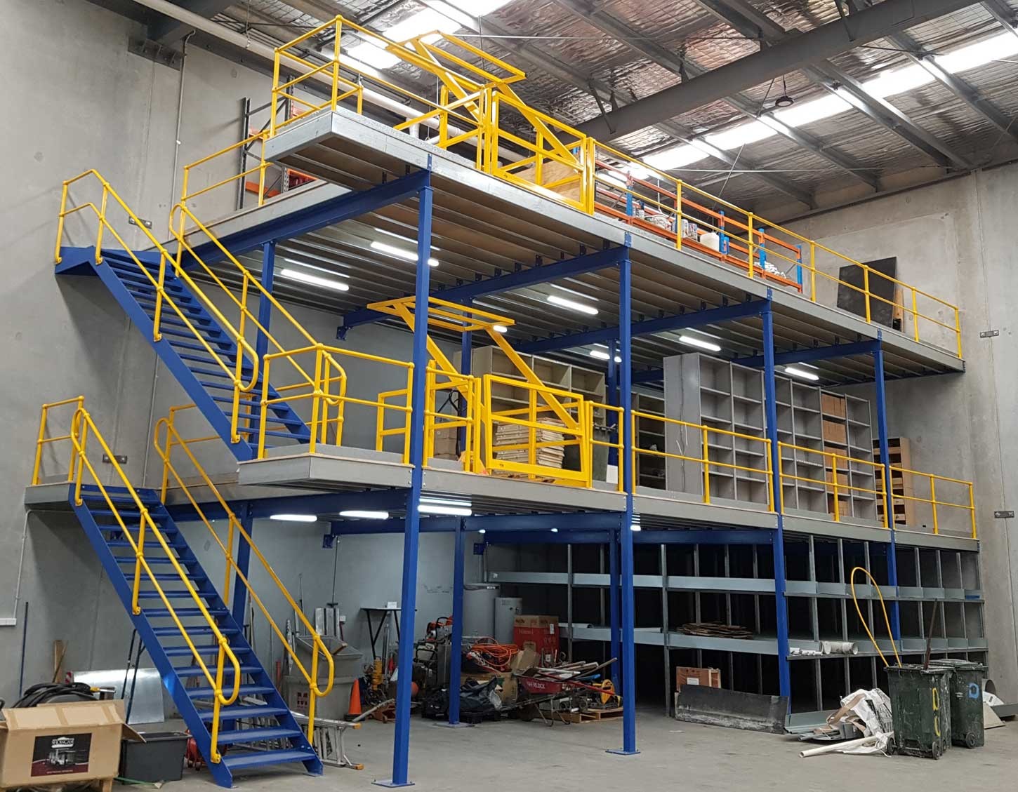 Cold Rolled Steel Q235 Industrial Mezzanine Floors 500kgs Loading Capacity