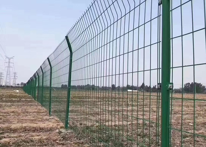 Powder Coated Curved Welded Wire Mesh Fence Perimeter Garden Fence