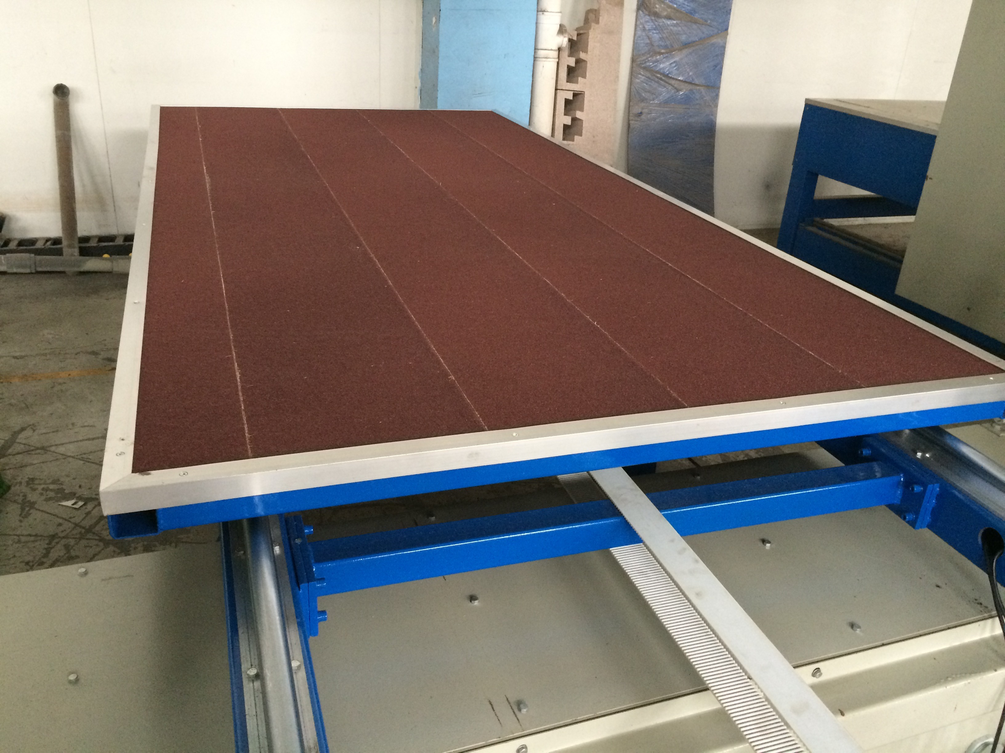 EVA Foam Contour Cutter High Precision Horizontal CNC Foam Cutting Machine