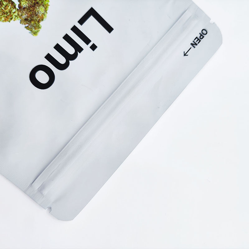Custom Plastic ziplockk Mylar weed Bags 3.5g Digital Print Soft Touch