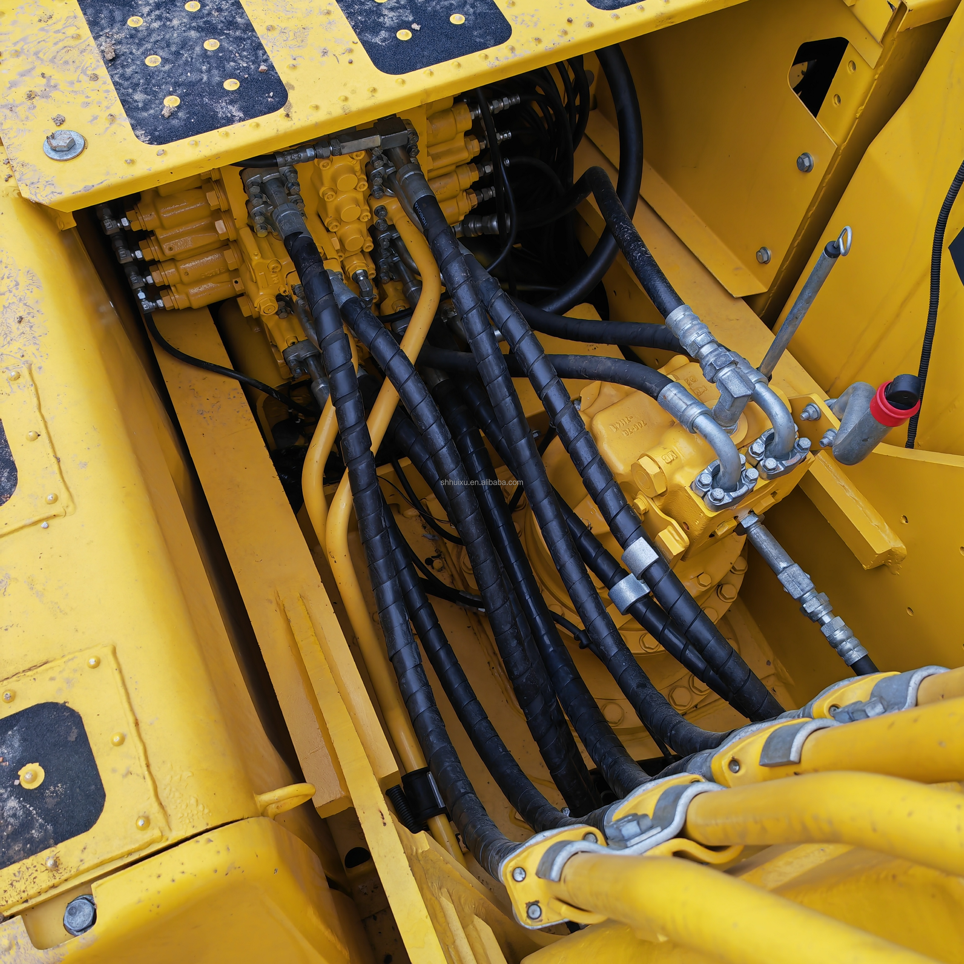 Second hand KOMATSU240-8LC excavator USED GOOD QUALITY EXCAVATOR KOMATSU PC240