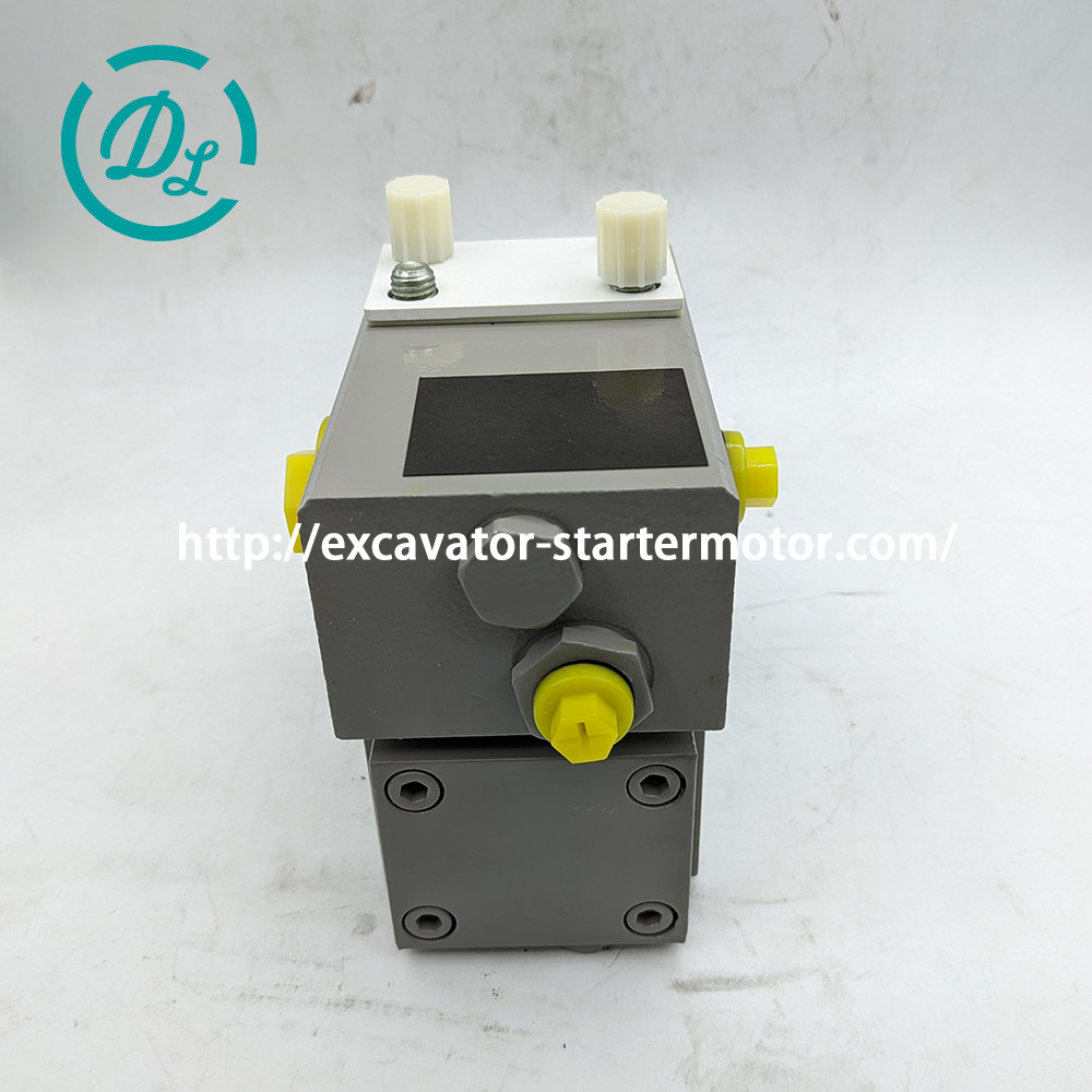 1010300475 Crane Spare Part QY30V Winch Balance Valve XCMG XCT50