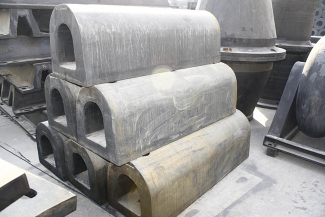 Innovative D Type Fenders Cone Fenders Arch Fenders Cell Rubber Fenders Tugboat Fenders