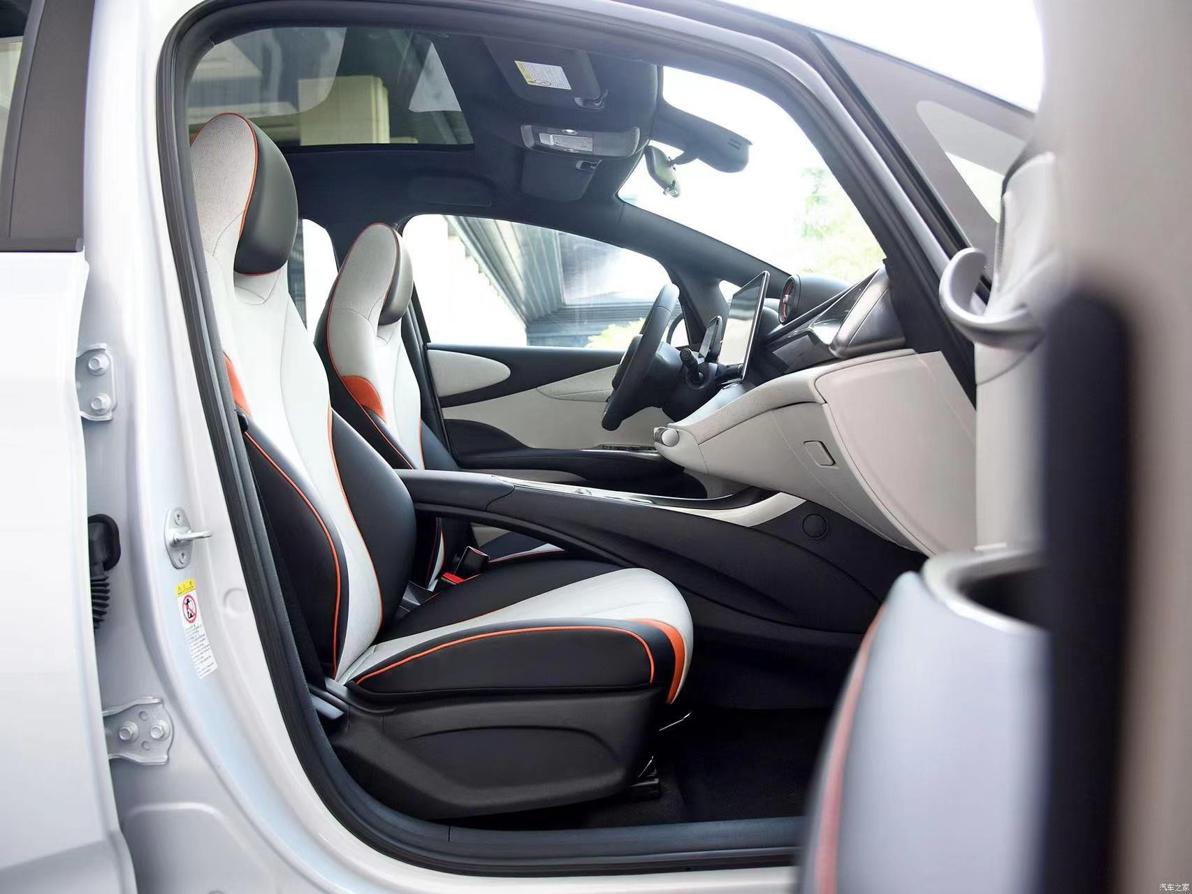 BYD Dolphin 2021 401km Knight Edition Small Sedan Chinese EV Cars