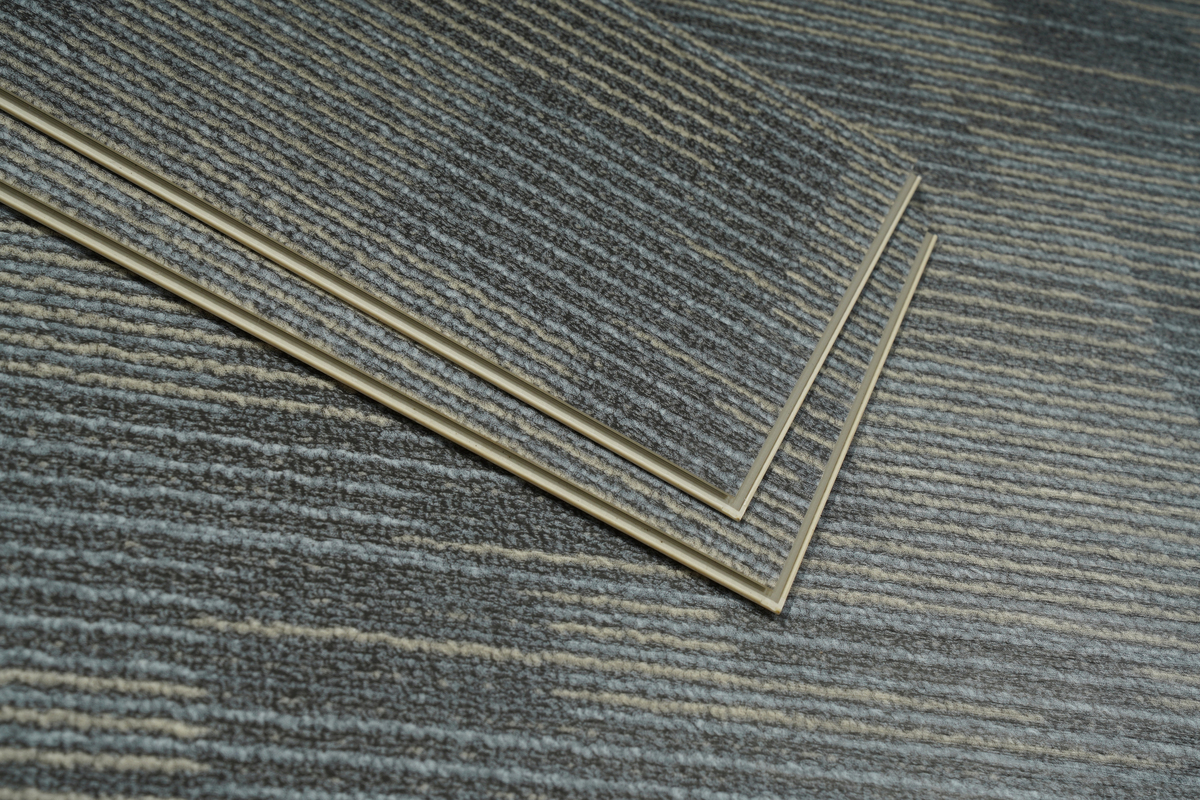 Indoor Spc Vinyl Plank FlooringTiles with Easy Installation and Waterproof UV Coating