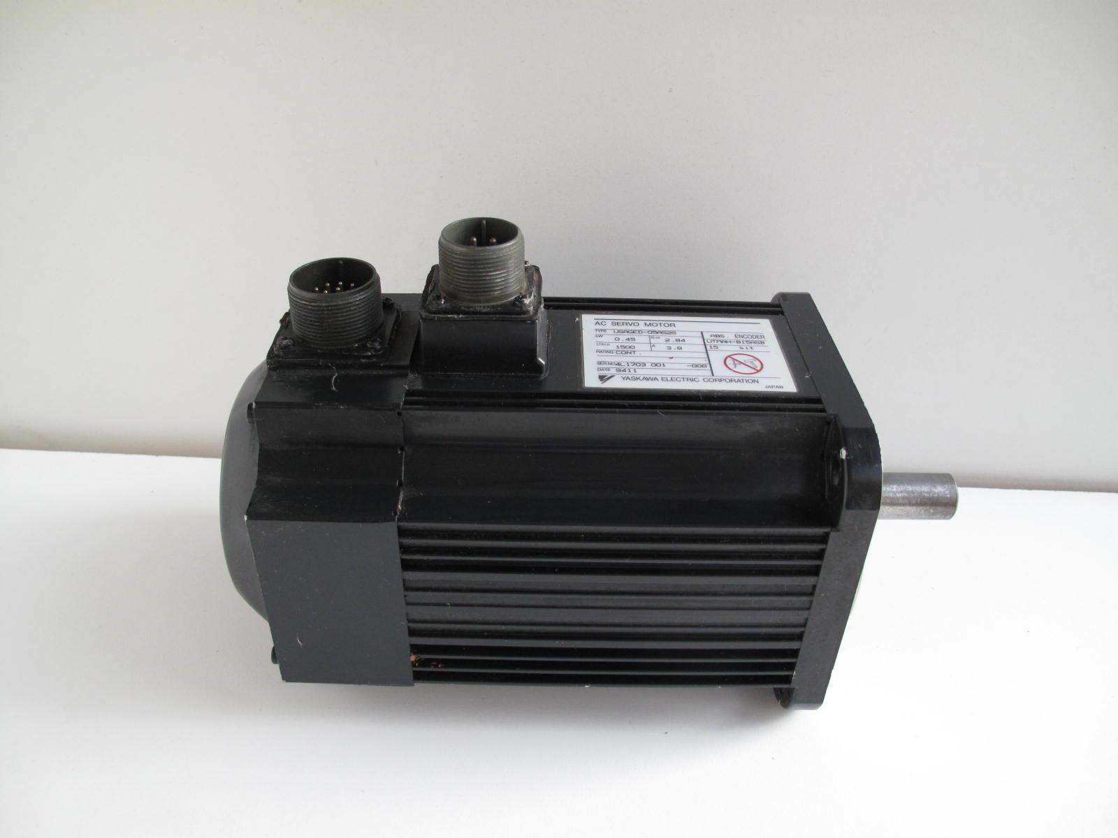 USAGED-05AS2S Ac Dc Servo Motor INPUT 2AMP 3PH 200V Original New,3-5 working day of deliver time .