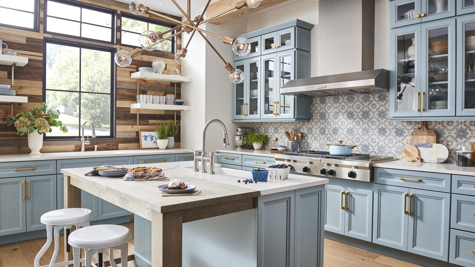 YALIG Shaker Blue Modular Kitchen Cabinets Customized Veneer Color Ready to Assemble