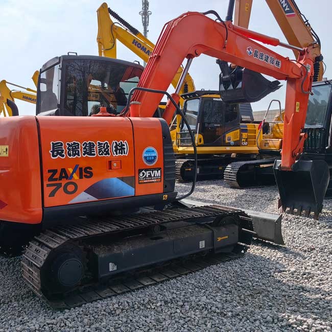 0.67 Tons Compact Used Excavator Hitachi ZX70 Crawl Excavator 0.33m3 Bucket Capacity