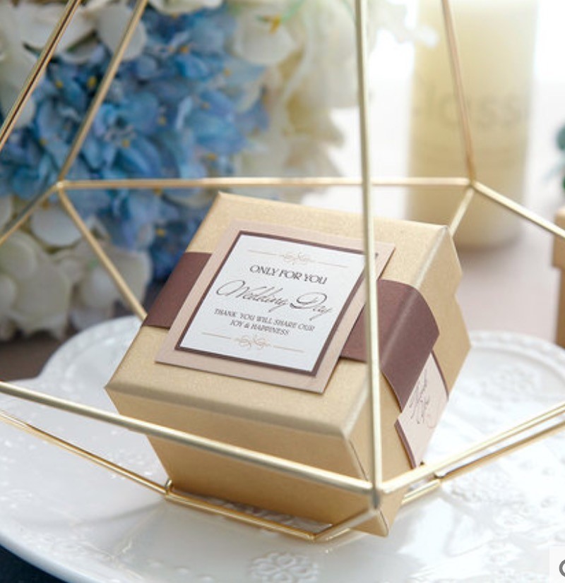 Custom Logo Recyclable Truffle Packaging Round Cardboard Chocolate Box Favors Gift For Wedding Souvenirs