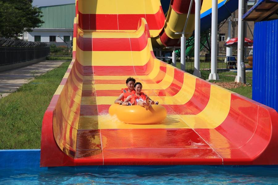 304 Stainless Steel Fiberglass Water Slides / Waterpark Slides 13m Platform Height for Giant Aqua Park