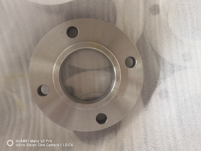 Alloy Steel Sch 40 Flange Asme B16.47 Ser B Coated With Black Paint