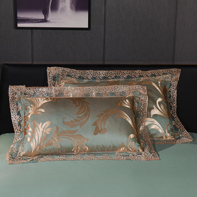 European Style Luxury Satin Silk Hotel Exquisite Jacquard Bedding Set Solid Advantage
