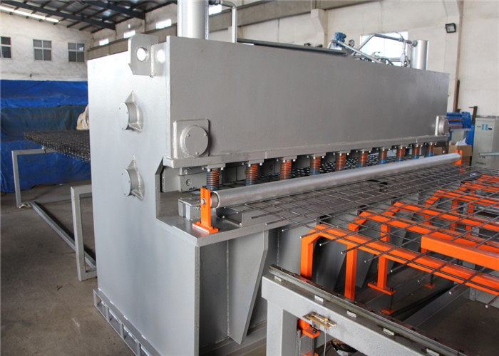 Min 100mm Hole Size Automatic Wire Mesh Welding Machine 2.5m Width Easy Operation