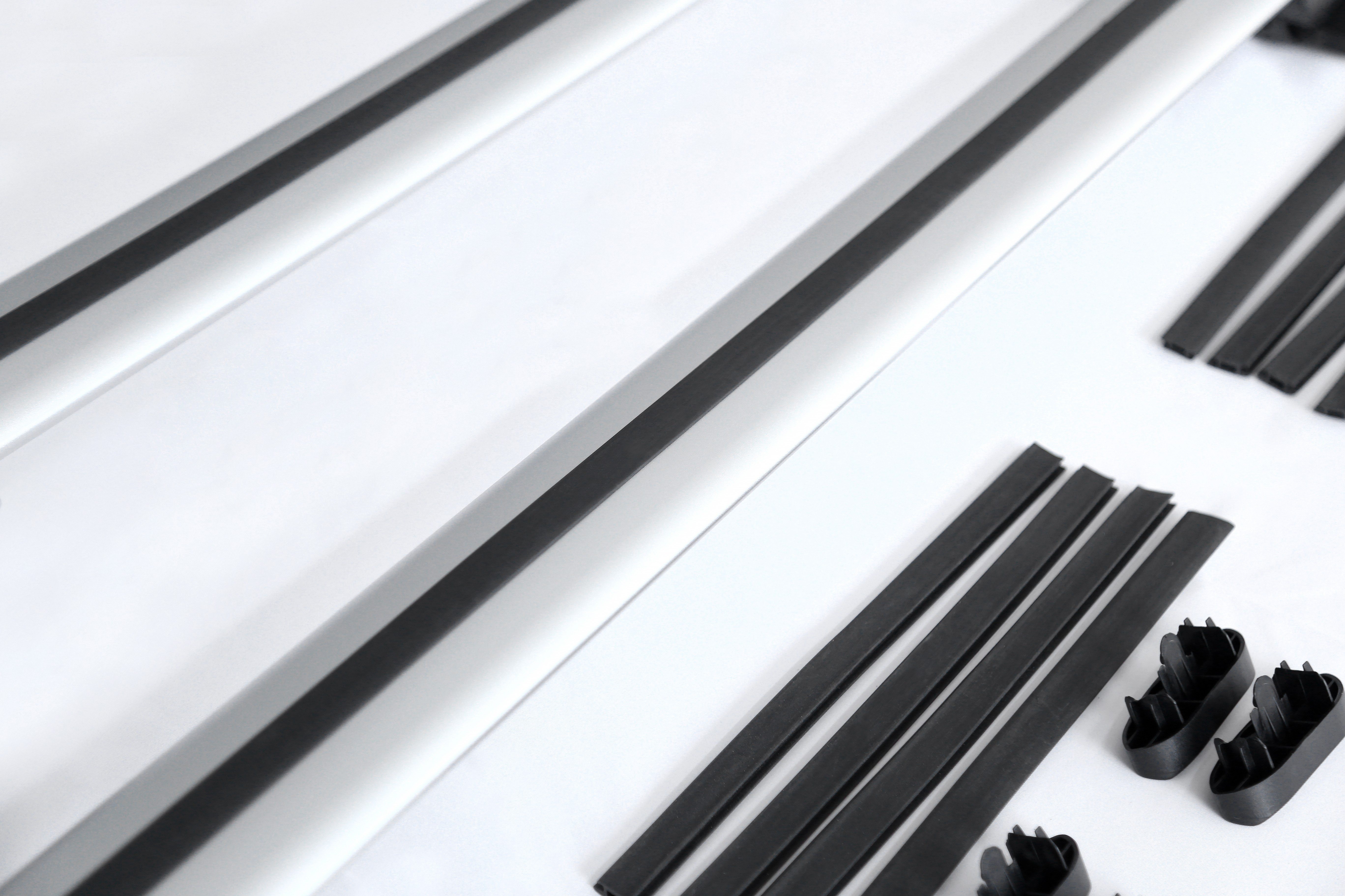 Adjustable Roof Rack Cross Bars 94cm-117cm Power Coating