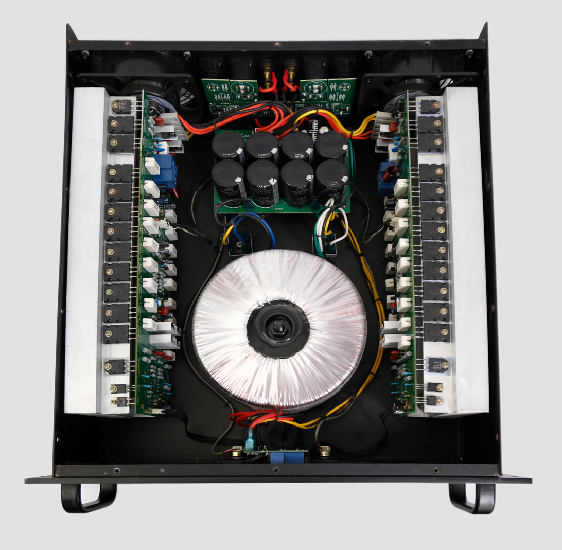 P4 2 X 700W 2 Channel Class H Power Amplifier Outdoor Black / Silvery