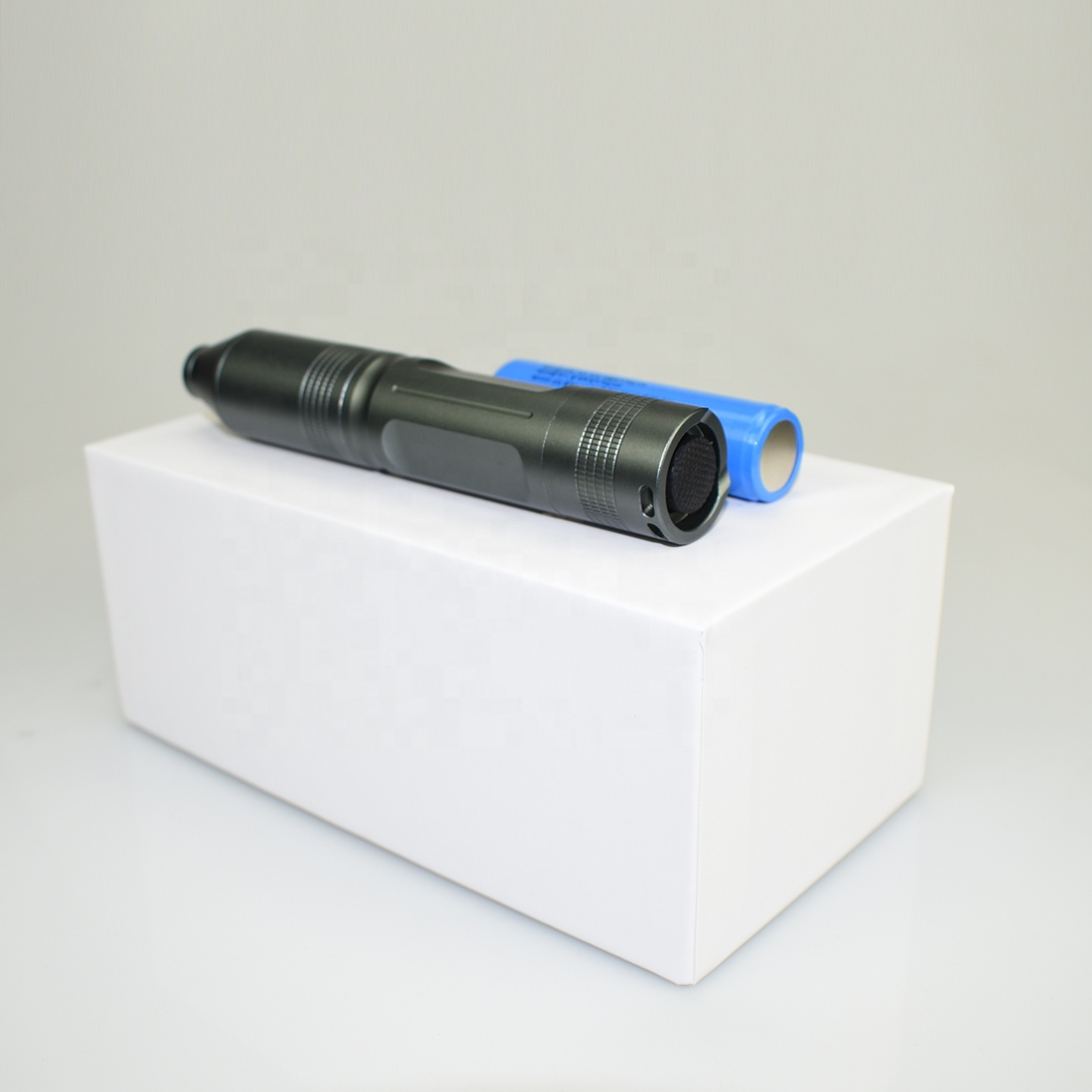 CE Certified 10W Portable Wireless Medical ENT Endoscope Light Source Portable Design