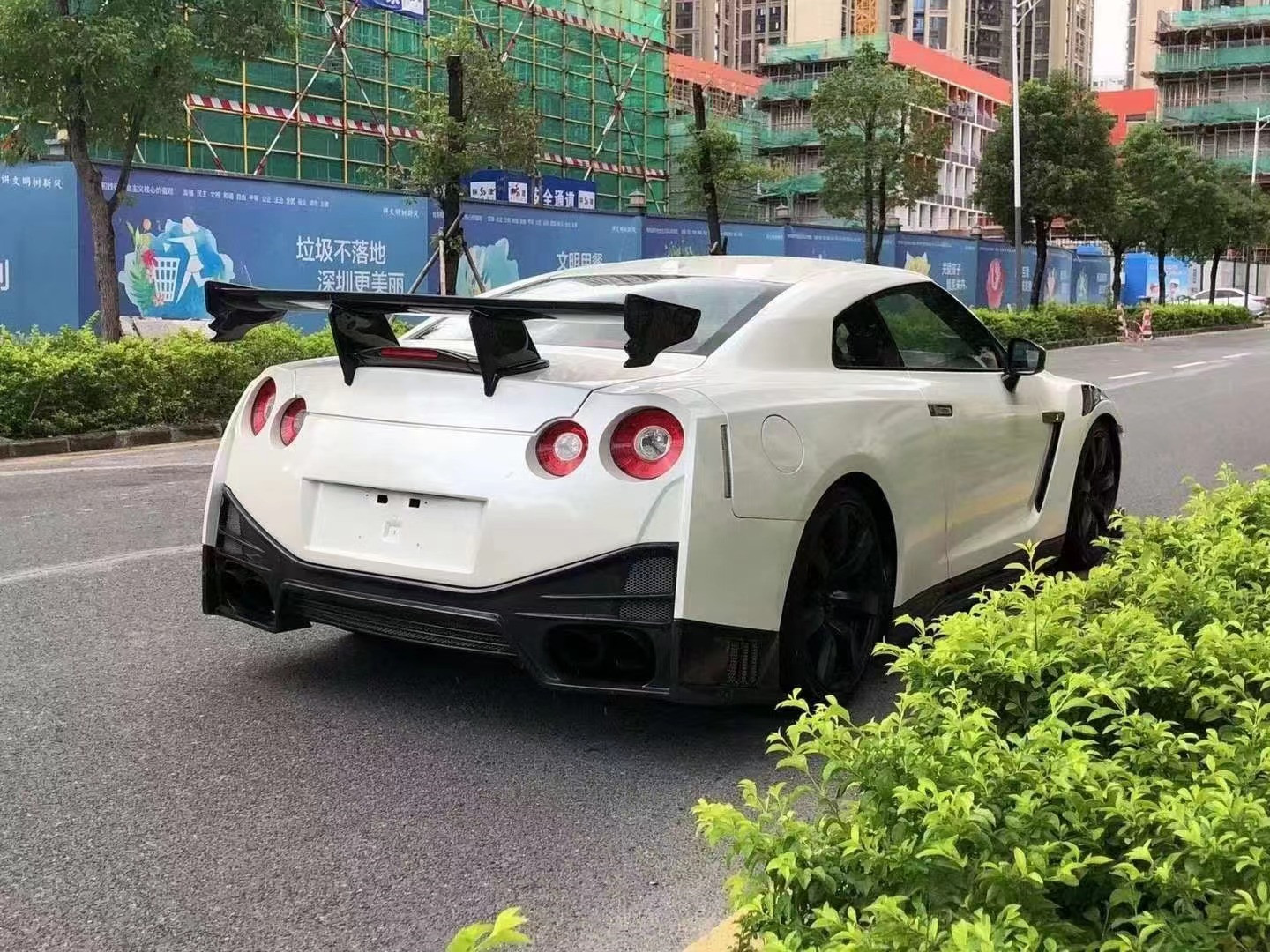 200MM Nissan Gtr Body Kit 2008 - 2020 Nissan Front Bumper Bumper Machine Cover Spoiler