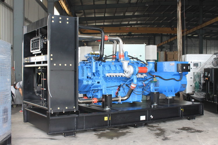 1500 Kva 2500 Kva Emergency Quiet Diesel Generator German MTU