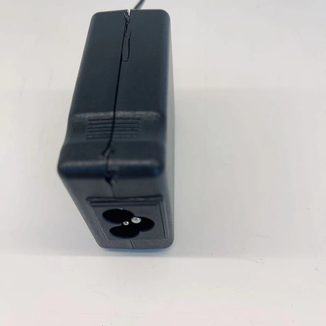 BT Speaker 5V 3A Desktop Power Adapter WIth 1.2m Cable Length