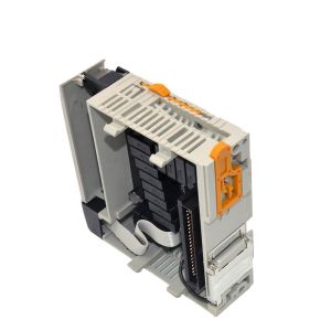 Omron Automation and Safety plc controll module 16 Relay Output Module CQM1