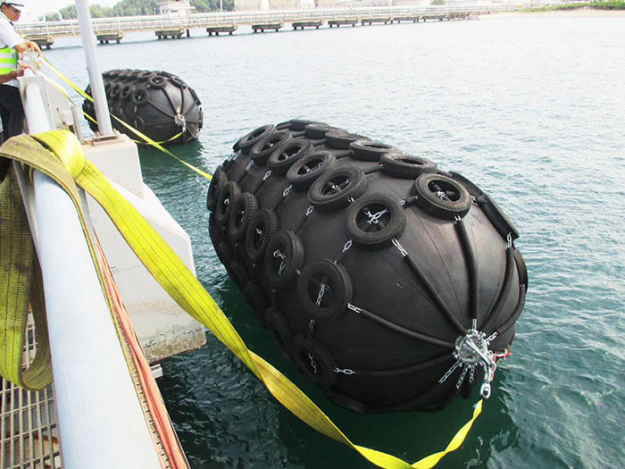 Dock Rubber Fender Flexible Structure Yokohama Fender for Cruise Ship Terminals