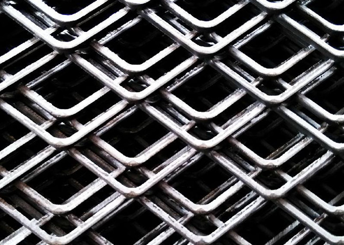 10mm X 20mm Galvanized Expanded Mesh For Walkway / Stair Treads