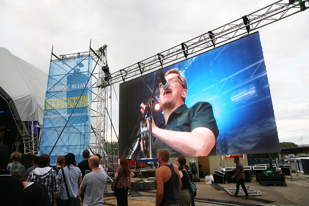 P4.81 HD Full Color Stage LED Screens Meanwell Power LED video,1920hz refresh rate，brightness 4500 cd，500x500 /500x1000