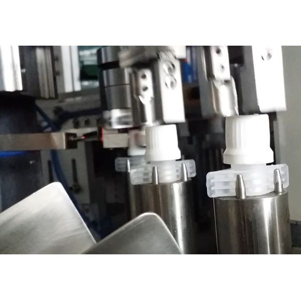 High Performance and Efficient Operation Automatic Nozzle Servo Cap Screwing