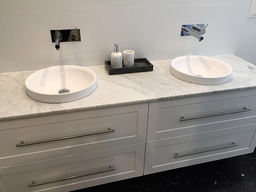 Modern White Bathroom Vanity Combo with Mirror and Sink 38-46 Inch Cultured Marble