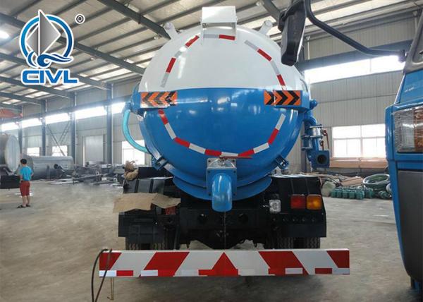 Sinotruk 4x2 8000 Liters Yellow Color Sewage Suction Truck Italy Brand Vacuum