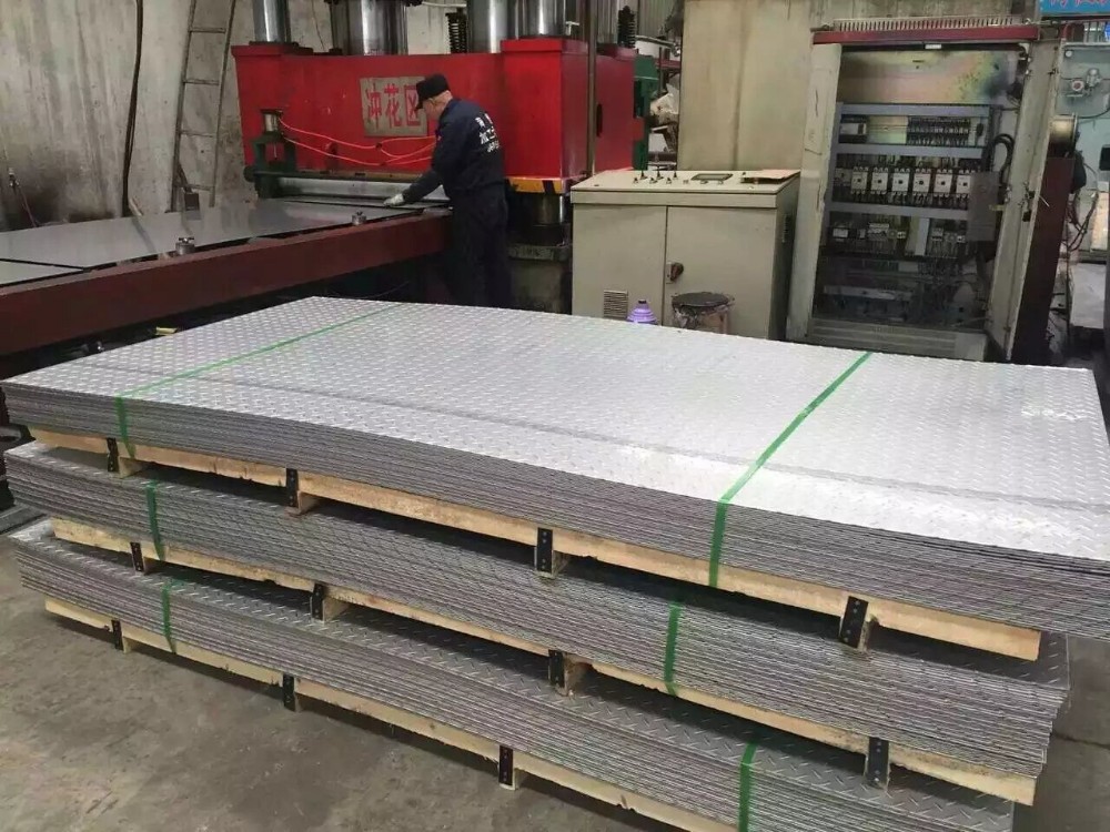 Embossed 316 Stainless Steel Sheet Plates BA 2B 8K AISI 304 HL 4.0mm
