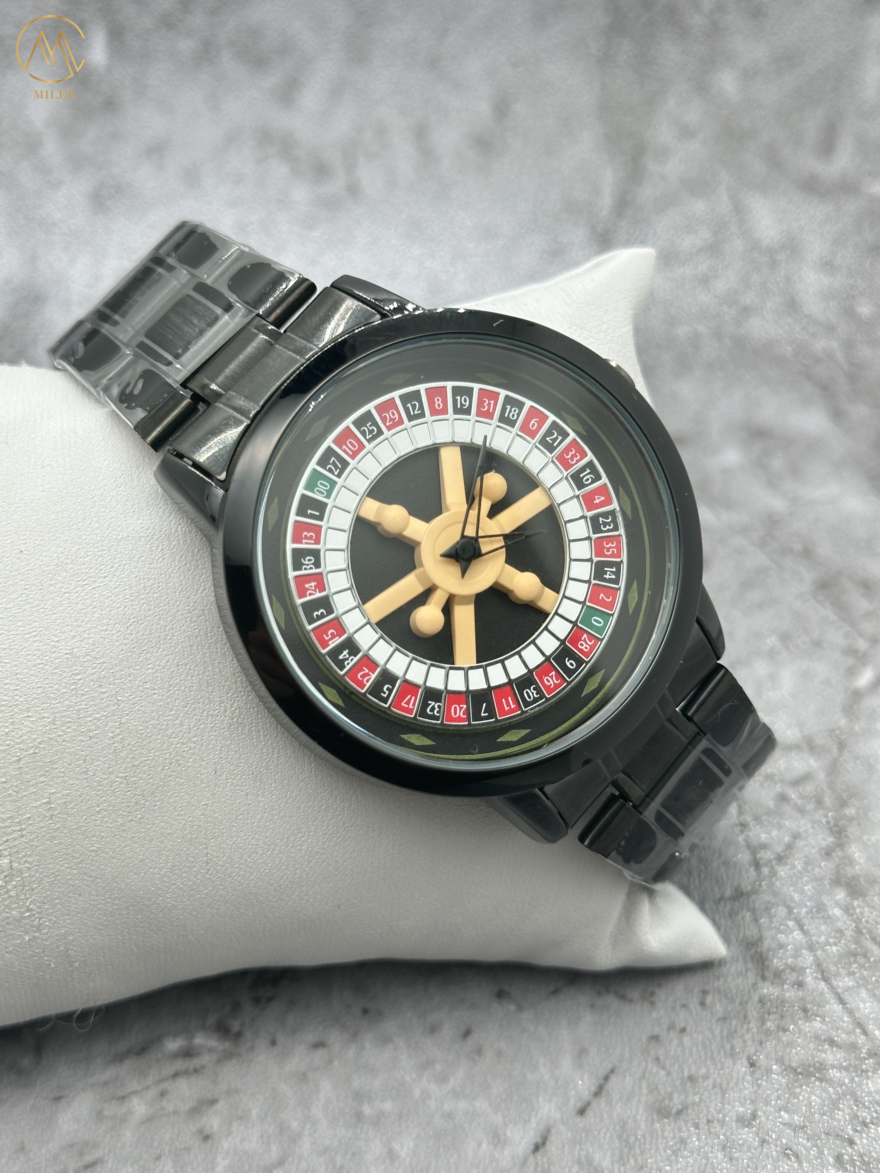Seven Color Stainless Steel Strap Watch Quartz Movement Analog Display Type