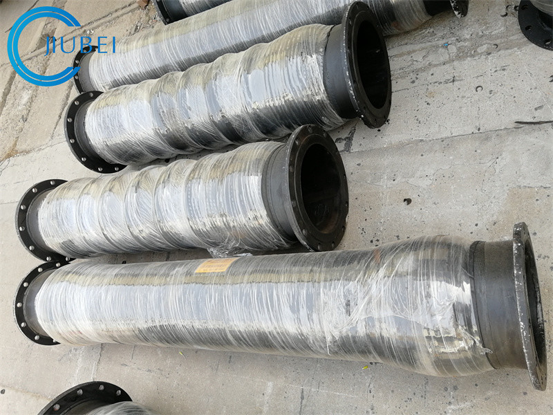 450 PSI Burst Pressure Rubber Suction Hose With Corrugated Black Rubber Cover