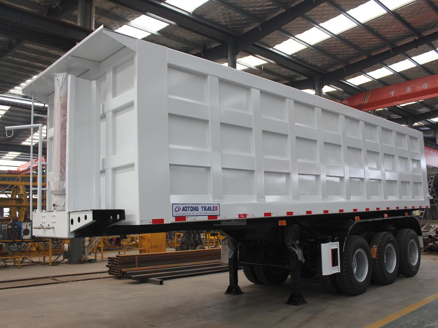 60T Rear Dump Trailer 3 Axle Hydraulic Cylinder Ending Tipper Semi-Trailer with Materials