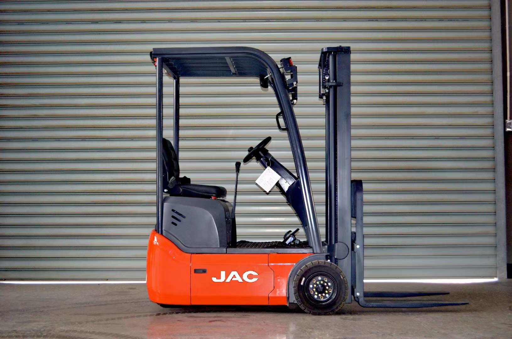 Mini Hydraulic Three Wheeled Electric Forklift Truck 1200kg CPD12FD