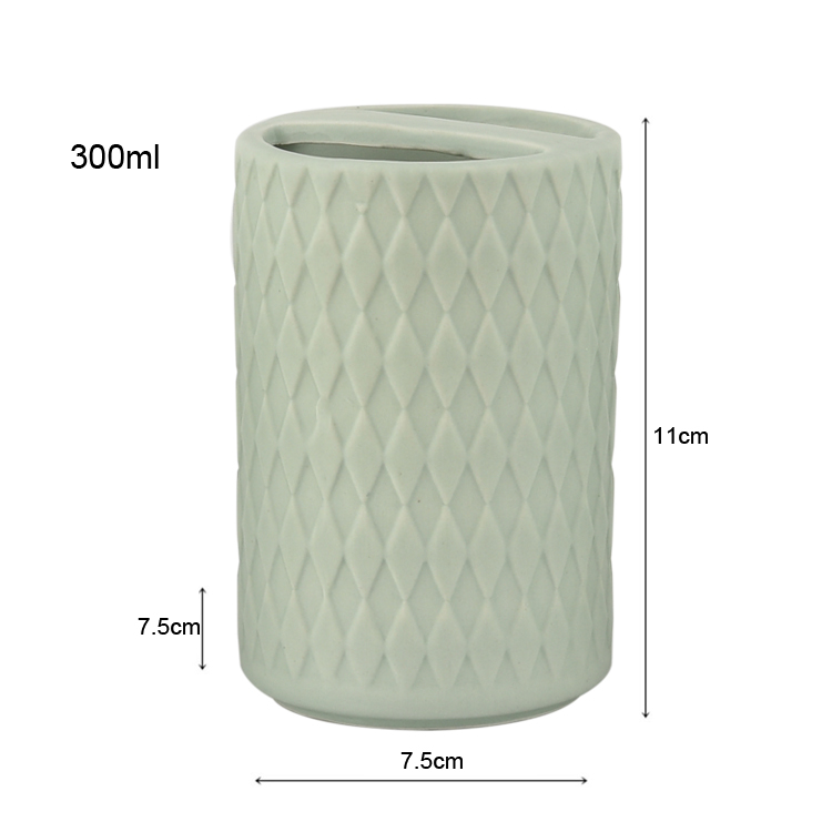 Commercial Sustainable Ceramic Bathroom Set Luxury For Bathroom Accessories