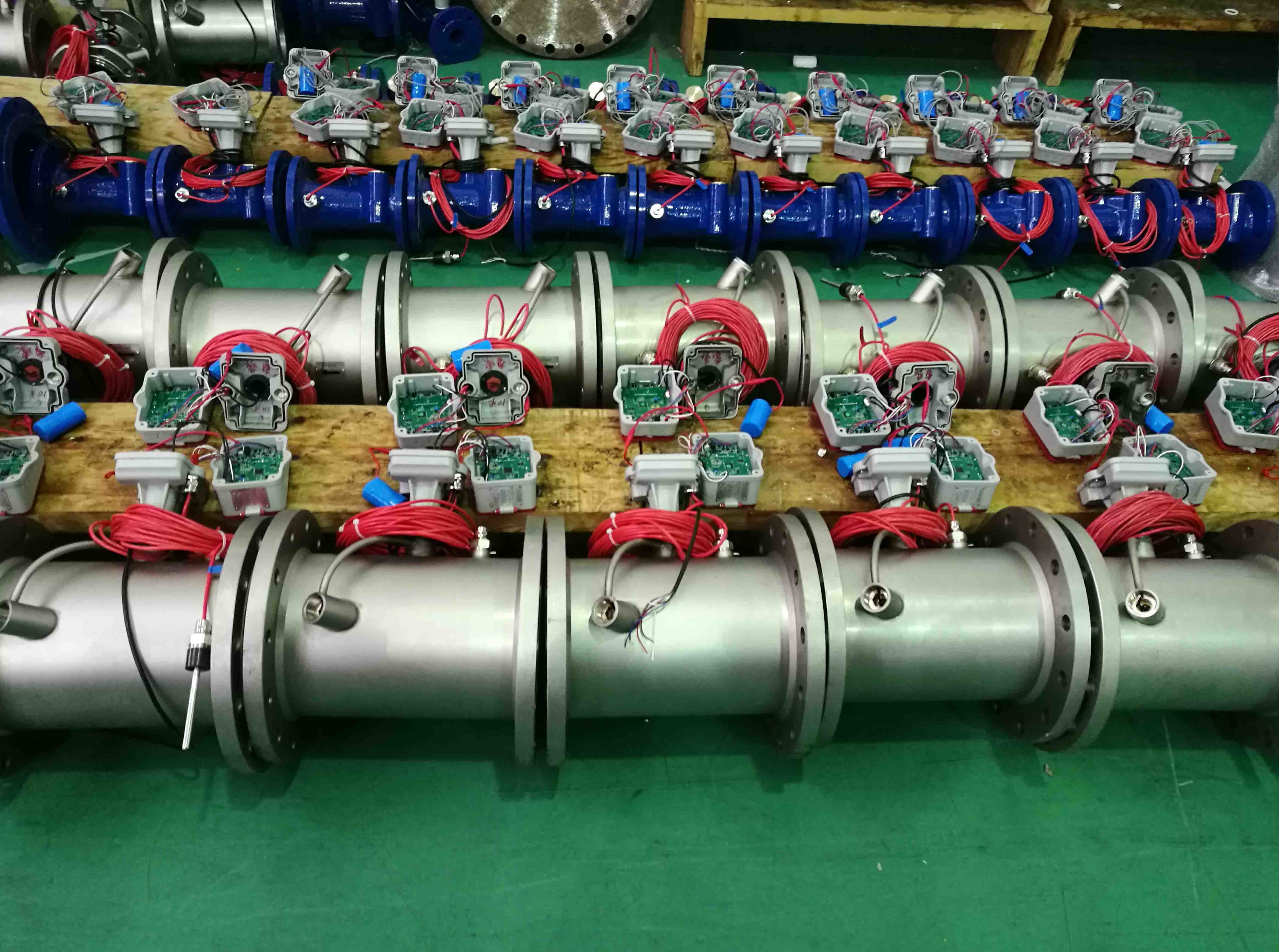 Transit Time Type Ultrasonic Water Meter Agricultural With Built In Controller