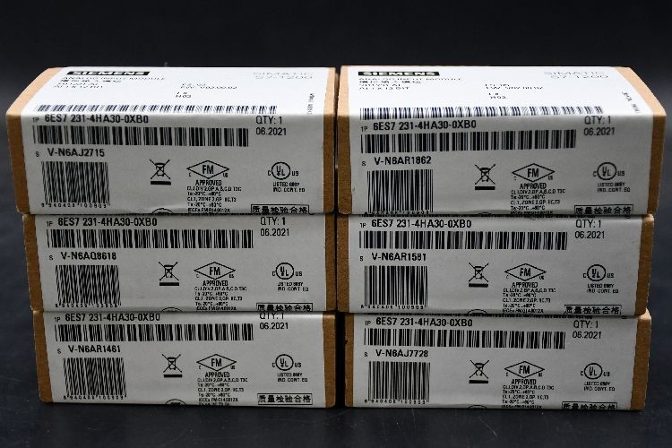 Siemens LOGO! 3 Pole Contactor - 20 A, 230 V ac Coil, 3NO + 1NC, 4 kW
