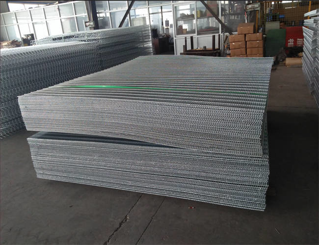Welded Wire Fence from PVC Coated or Galvanized Weld Wire Panels 0