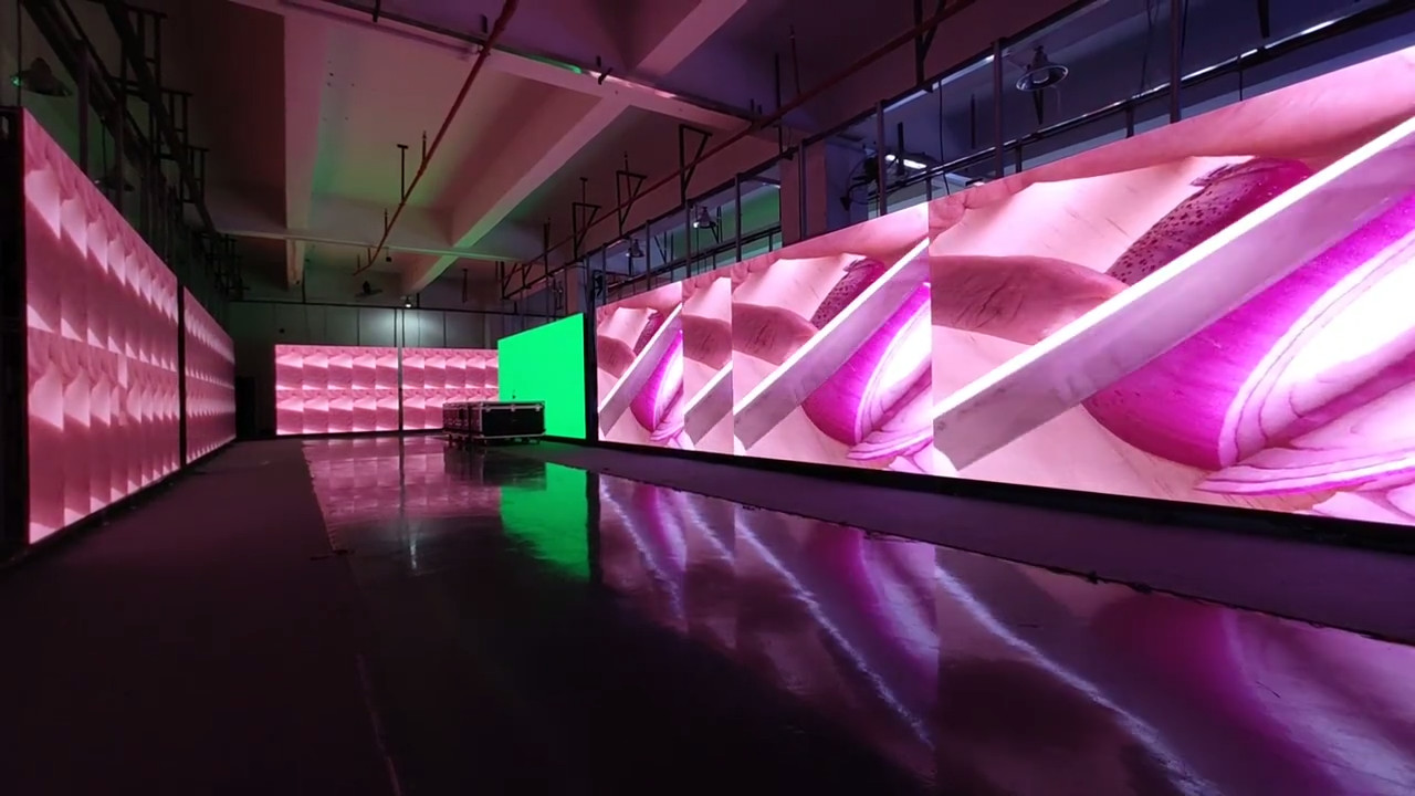 Waterproof 500x1000mm External Led Display P2.97mm Outdoor Video Display Screens